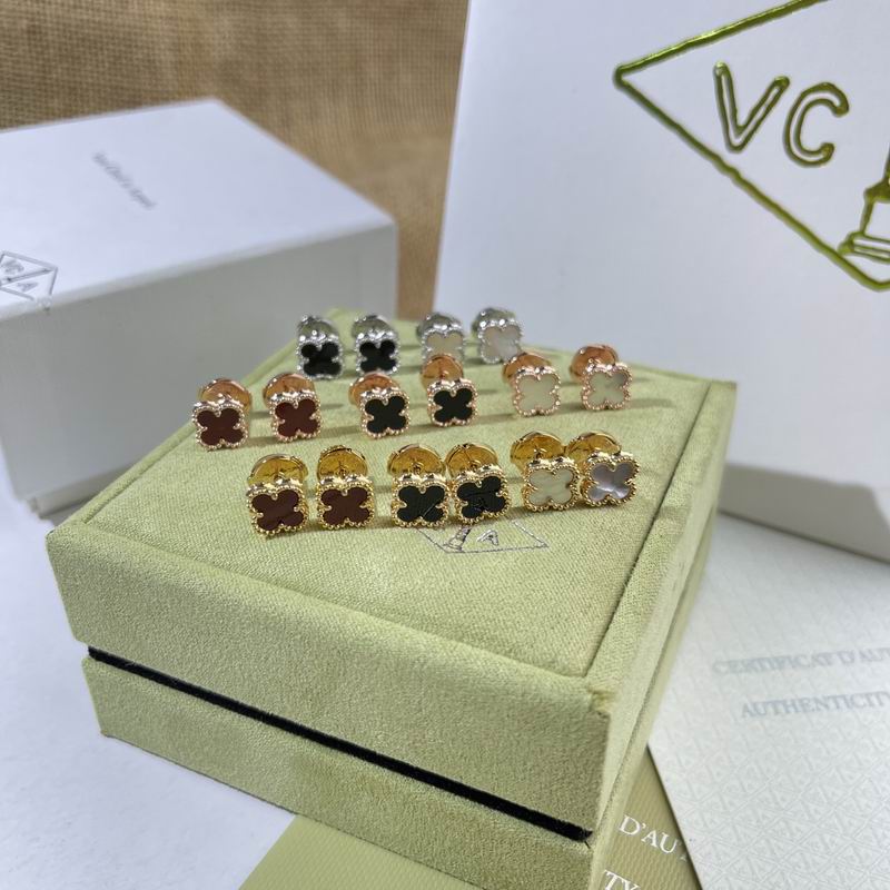 Van Cleef & Arpels earring 05yxs05